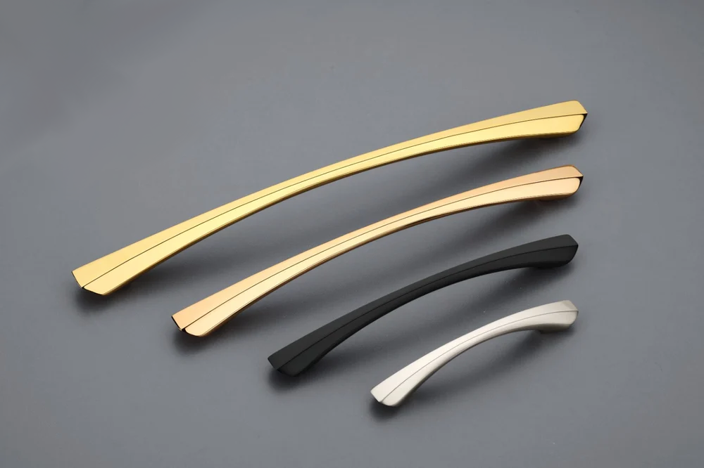 CENTRE HARDWARE Cabinet Handle 21
