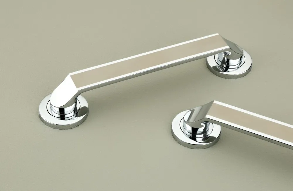 CENTRE HARDWARE Commercial Main Door 301