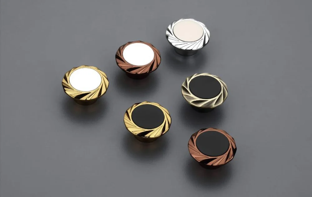 CENTRE HARDWARE Premium Knob 121